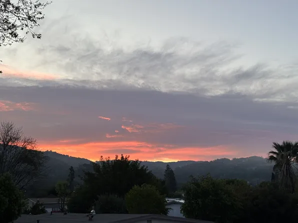 512 Sandalwood Pl, Escondido, CA