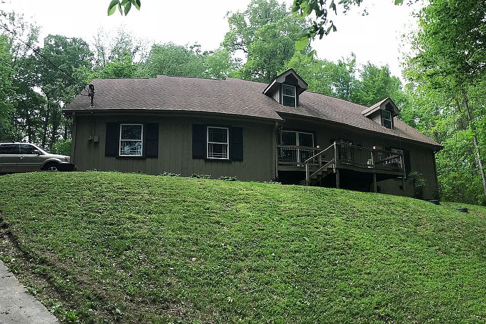 Panoramic view of front