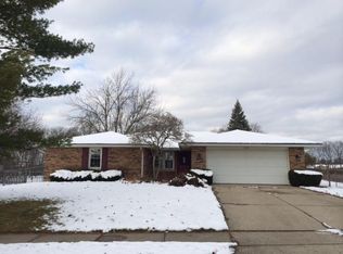 670 W Market St, Springboro, OH 45066