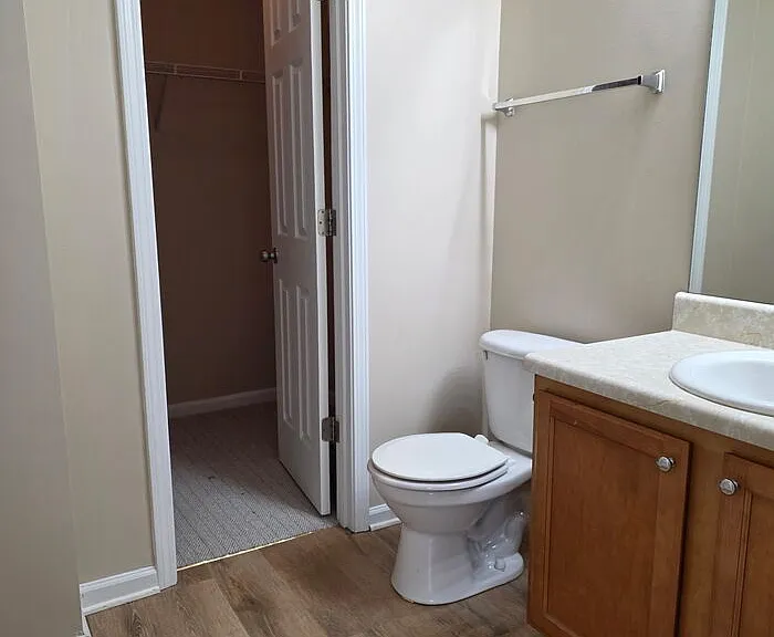 215 Colser Dr — Photo 10