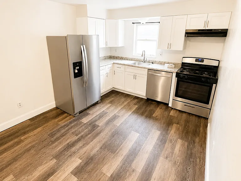 908 North St #2 — Photo 3