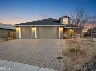 2206 Windrow Dr, Fernley, NV 89408