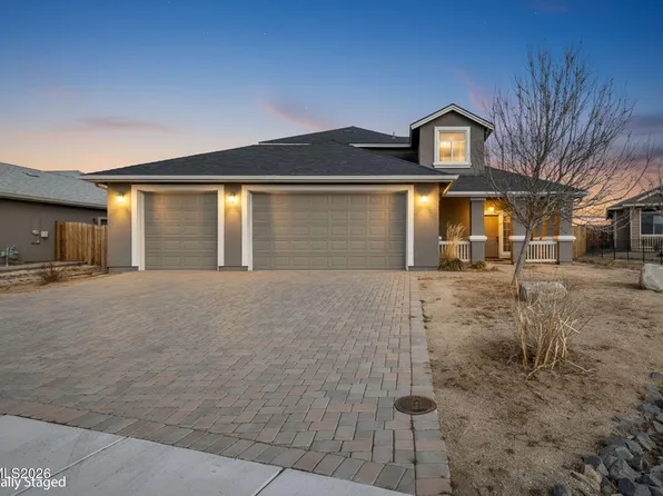 2206 Windrow Dr, Fernley, NV 89408