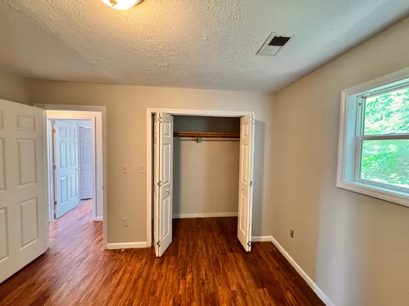 300 Greensburg St APT 6, Edmonton, KY 42129