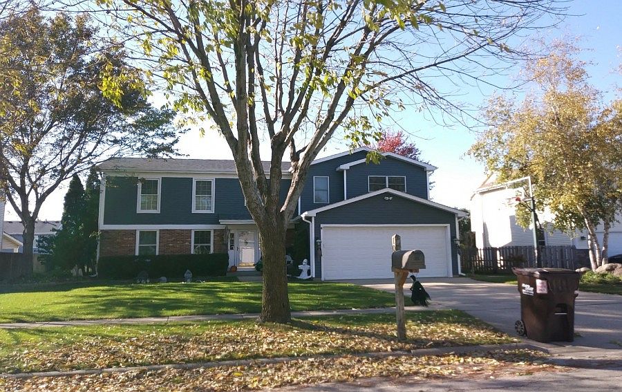 1st image of 1098 Amberwood Dr