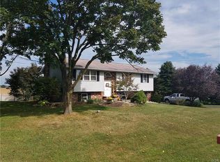 111 Haas Rd, Mertztown, PA 19539