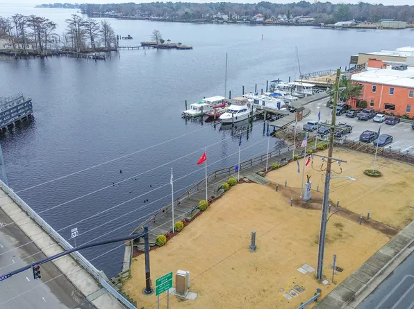 203 N Water Street #A, Elizabeth City, NC 27909