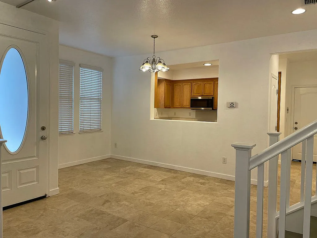 1108 Avocet Dr photo 1