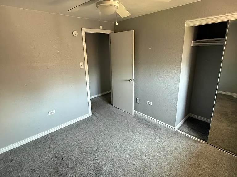 1355 Gaylord St #7 — Photo 9