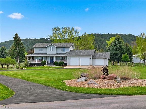 2nd image of 3035 Meadow Ln