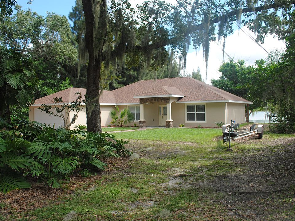 2nd image of 880 Ohlinger Rd