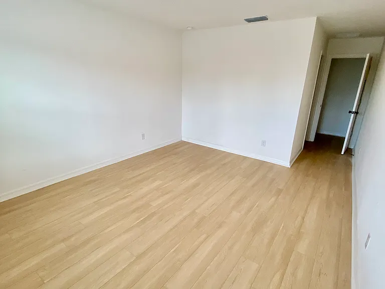182 Glass Onion Dr — Photo 18