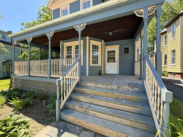 11 Courtney Ave #2 — Photo 28