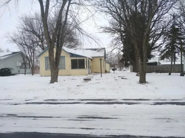 213 4th Ave N, Sacred Heart, MN 56285