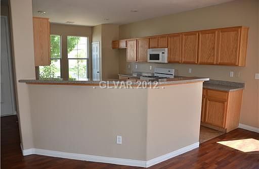 3rd image of 1109 Dawn Valley Dr