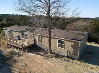 207 Hopi Trl, Bandera, TX 78003