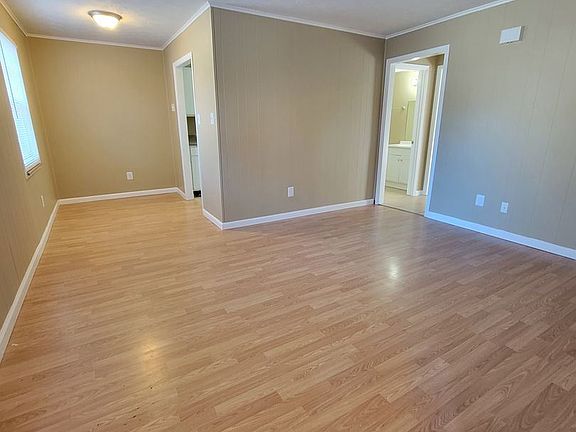2nd image of 310 Watauga Dr APT 13