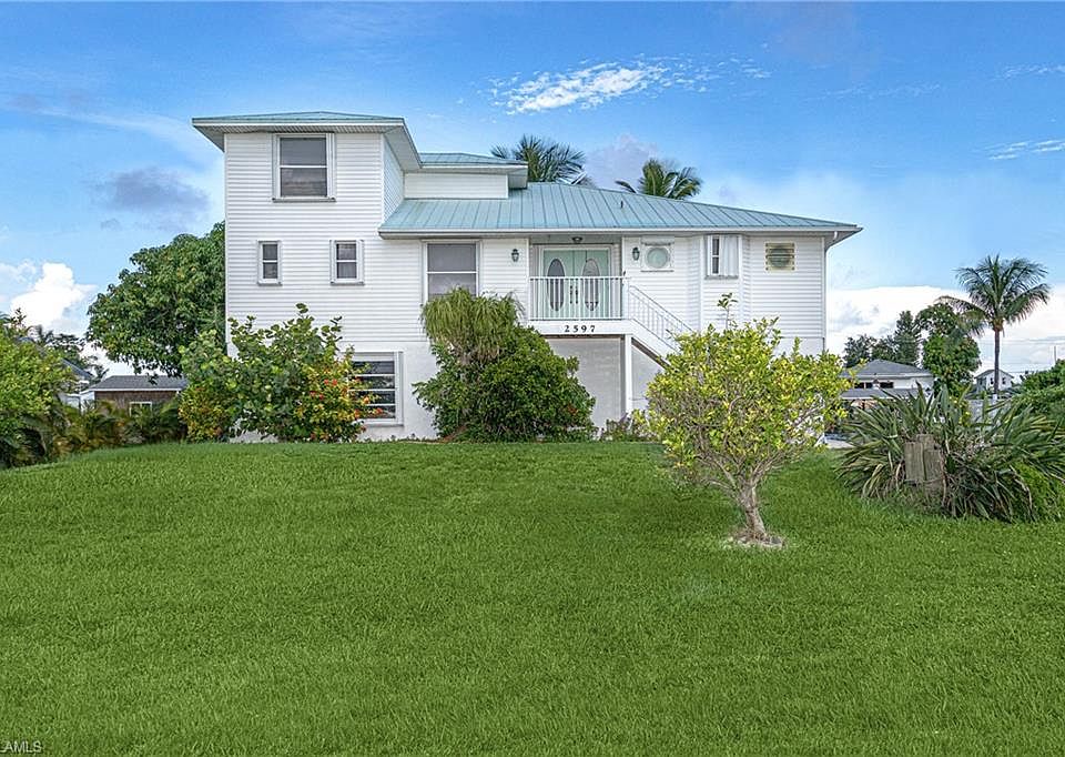 1st image of 2597 Sanibel Blvd