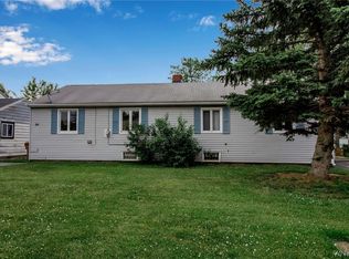 27 Kingswood Dr, Buffalo, NY 14225