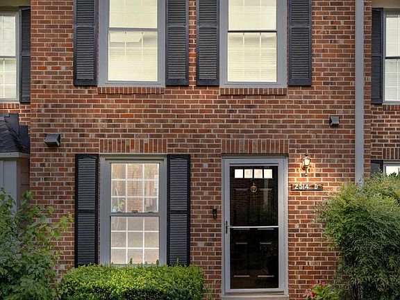 3rd image of 2514 S Arlington Mill Dr #4