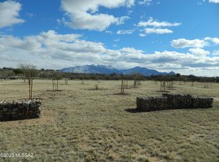 130 E Placita Colonia Real, Green Valley, AZ 85614