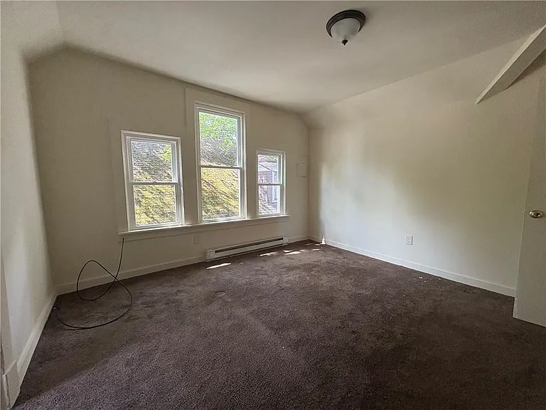 43 Spruce St — Photo 6