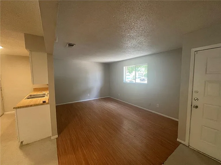 1085 Linde St #1097 — Photo 4