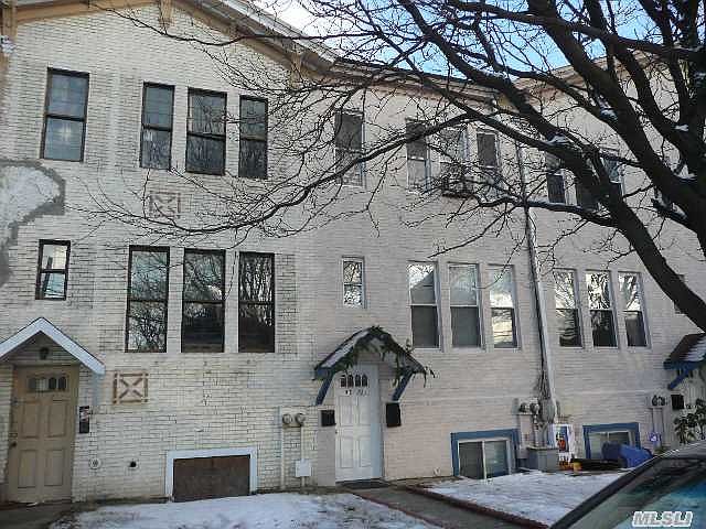 1st image of 4223 214th Pl