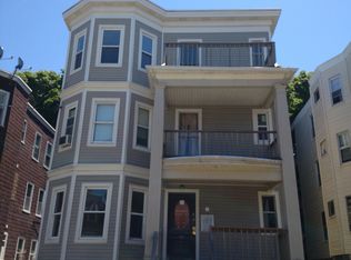 40 Fox St, Dorchester, MA 02122