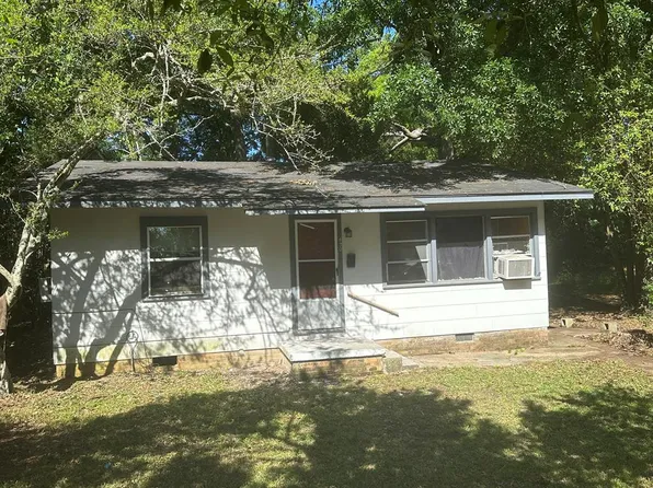 430 Edgar St, McComb, MS 39648