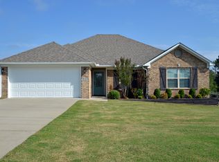 8124 Mars Hill Rd, Bauxite, AR 72011