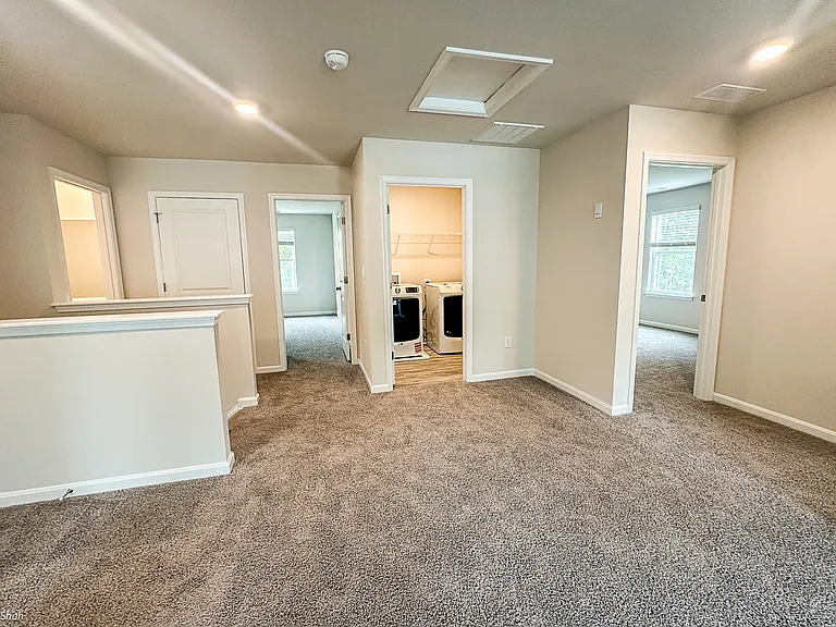 4044 Brians Ln — Photo 16