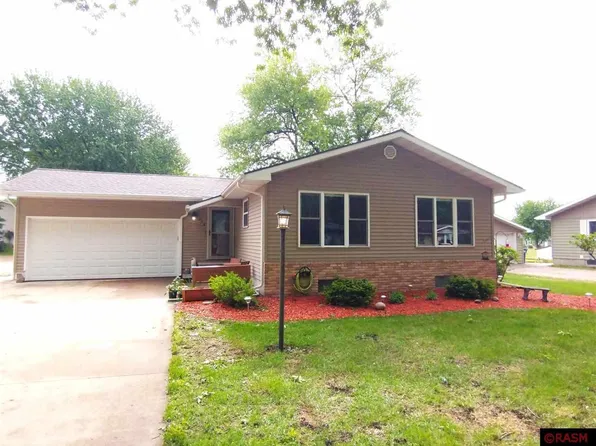 633 3rd Ave NE, Sleepy Eye, MN 56085