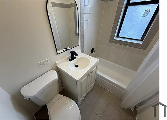 5625 W Washington Blvd — Photo 4