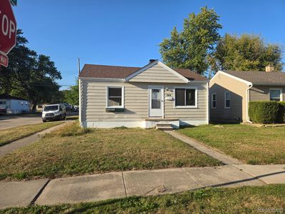108 W Kalama Ave, Madison Heights, MI, 48071