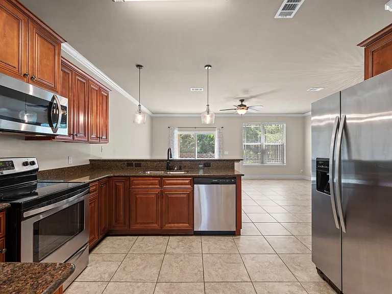 1750 Sound Haven Ct — Photo 3