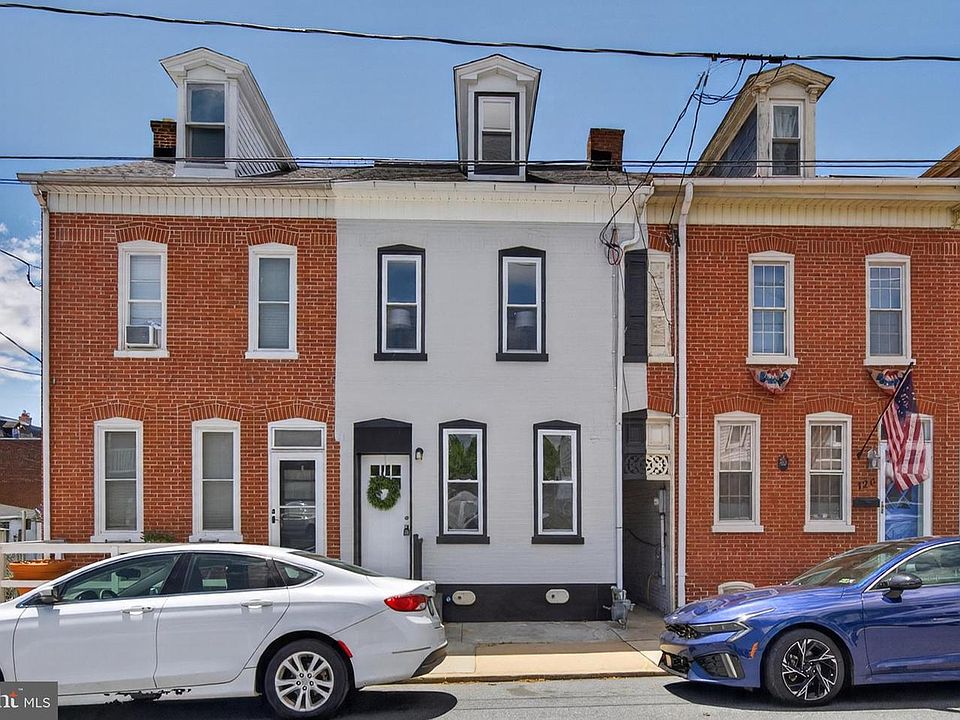 1st image of 118 N 8th St