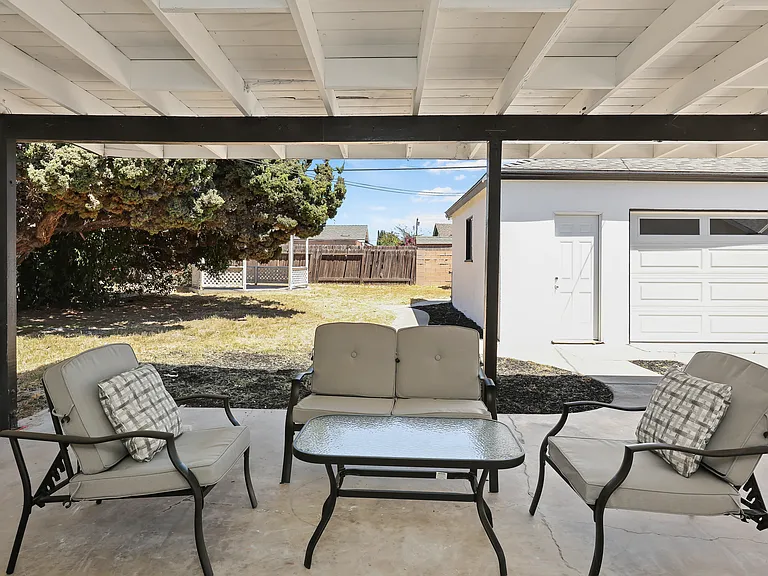 12662 Woodland Ln — Photo 11