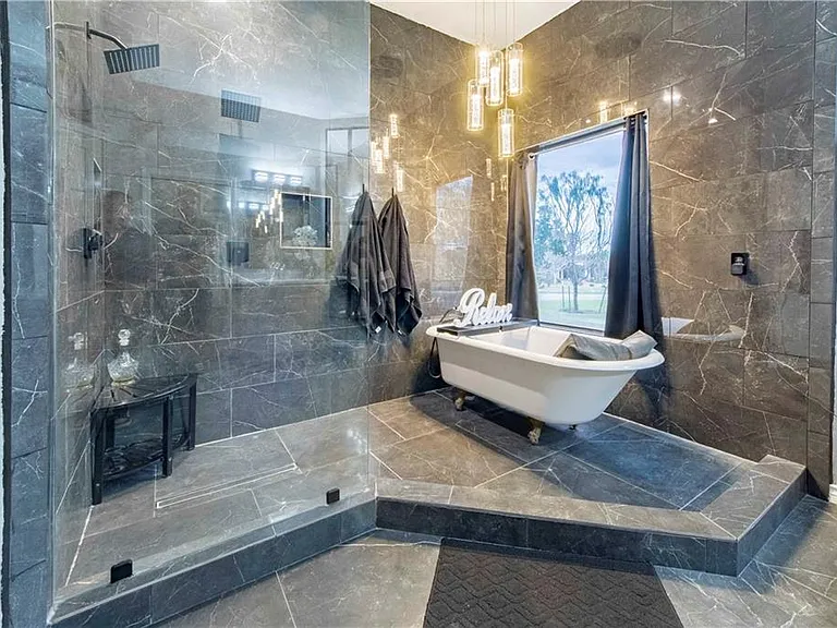 4517 River Park Dr — Photo 30