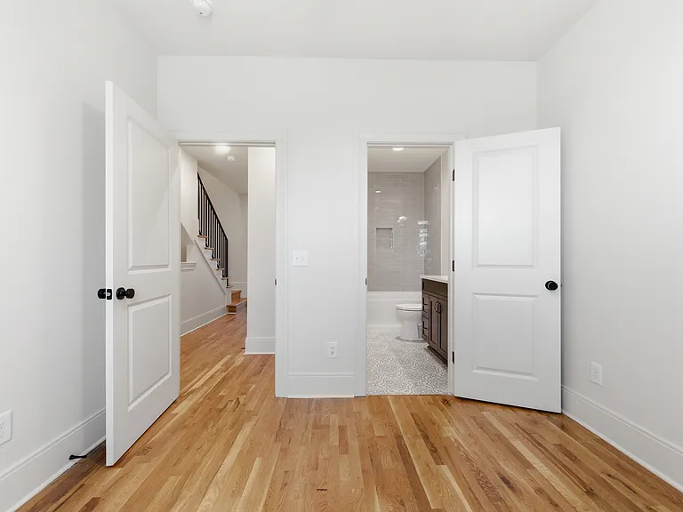 6305 Robertson Ave #5 — Photo 18