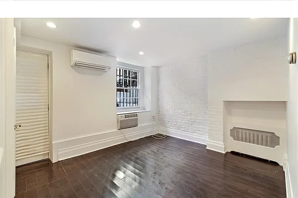 Rented by Corcoran | media 16