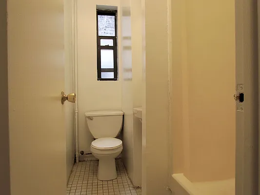 Rented by Landmark Real Estate | media 21