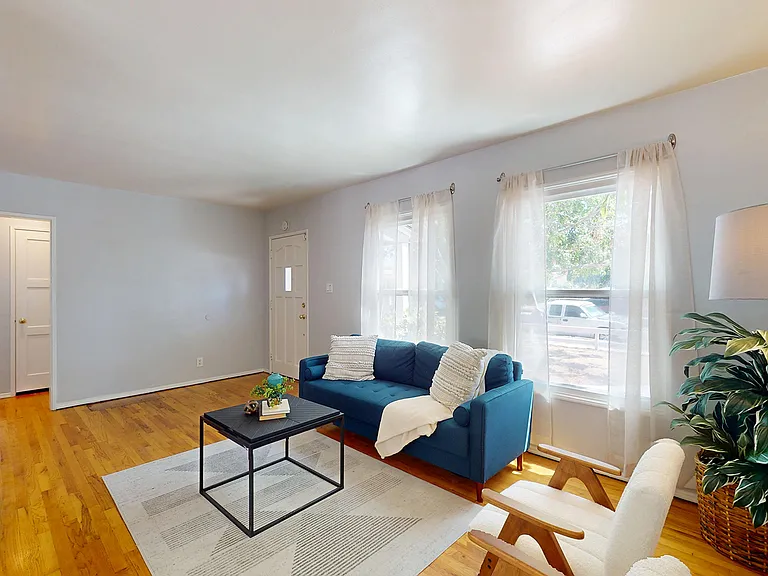7827 Rhodes Ave — Photo 18