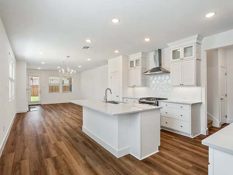619 Sunflower Trl — Photo 4
