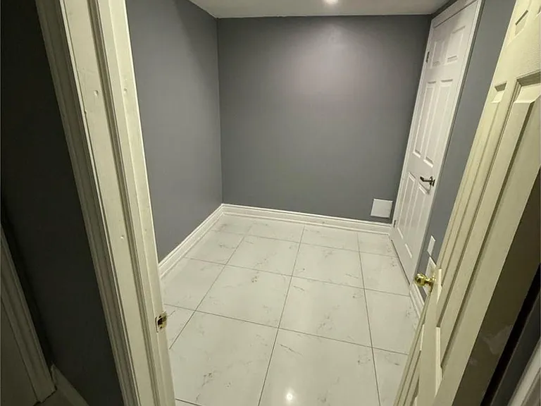 22 Matterdale Ave #BASEMENT — Photo 7