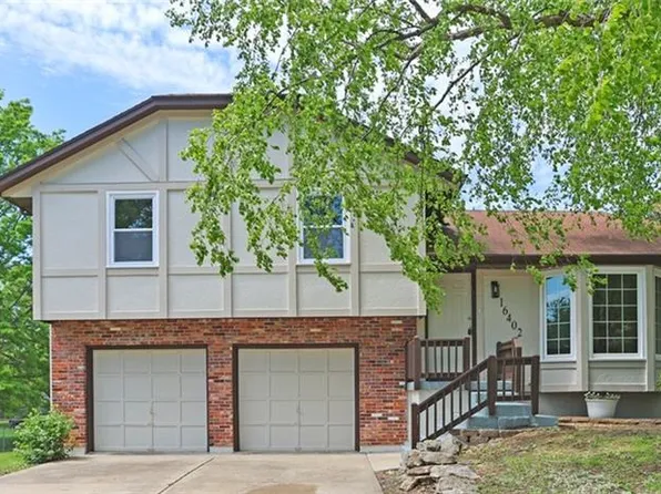 16402 McKinley St, Belton, MO 64012