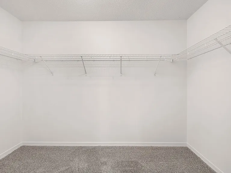 9568 Brentwood Blvd — Photo 24