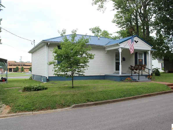 208 College St, Horse Cave, KY 42749