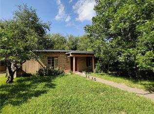 910 Country Club Dr, Mission, TX 78572
