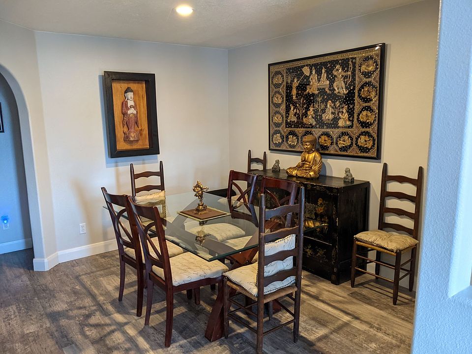 2nd image of 1042 S Bentley Blvd #1042